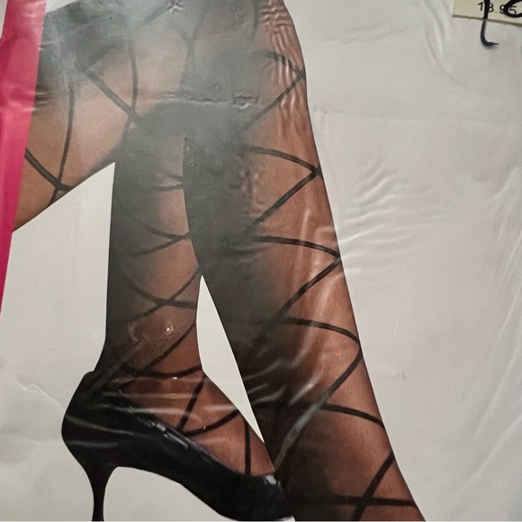 Vintage Hudson sheer design crossover pantyhose - Picture 2 of 5